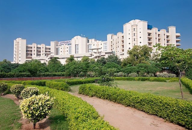 Indraprastha Apollo Hospital, Delhi